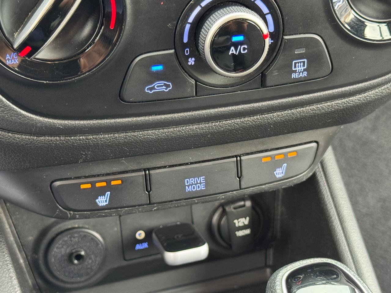 2019 Hyundai Accent Preferred+Winter+New All Season Tires+CLEAN CARFAX Photo