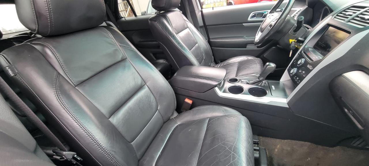 2013 Ford Explorer XLT Photo