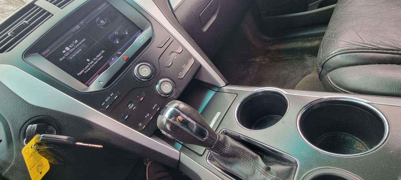 2013 Ford Explorer XLT Photo