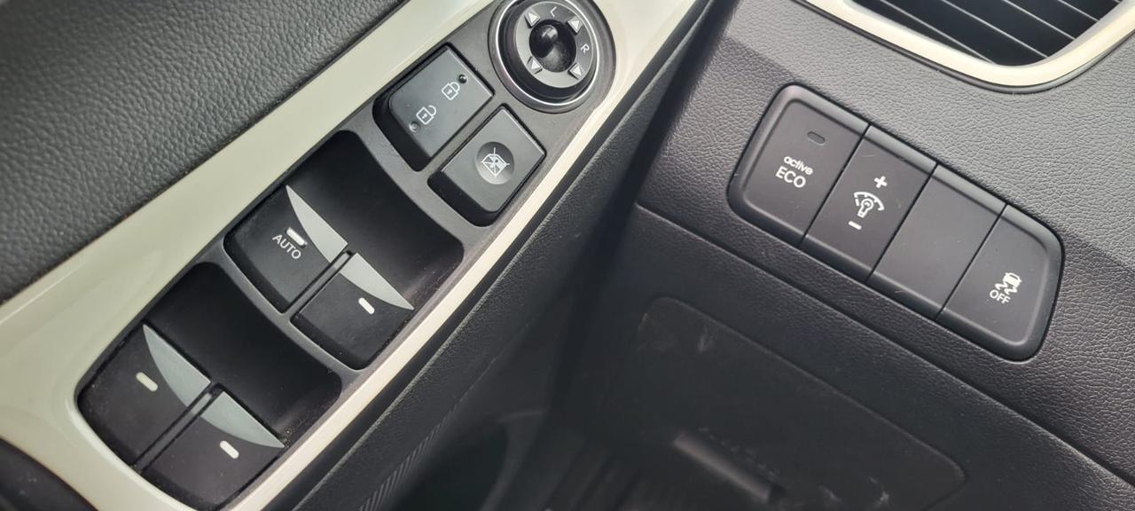 2014 Hyundai Elantra Limited Photo