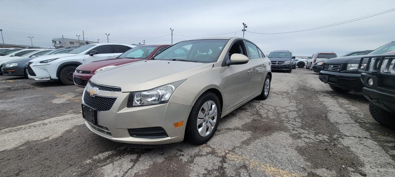 2012 Chevrolet Cruze LT Turbo w/1SA Photo3