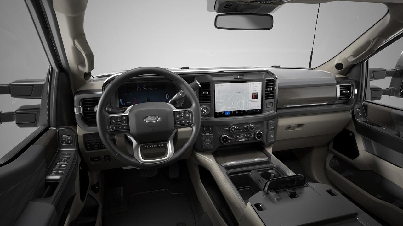 2026 Ford F-250 Platinum Crew Cab 4x4 Photo