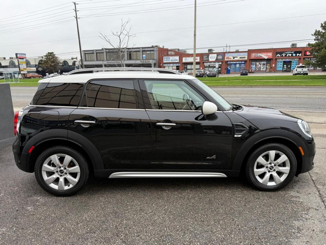 2019 MINI Cooper Countryman COOPER ALL4/ LEATHER/ REAR CAMERA/ SUNROOF - Photo #5