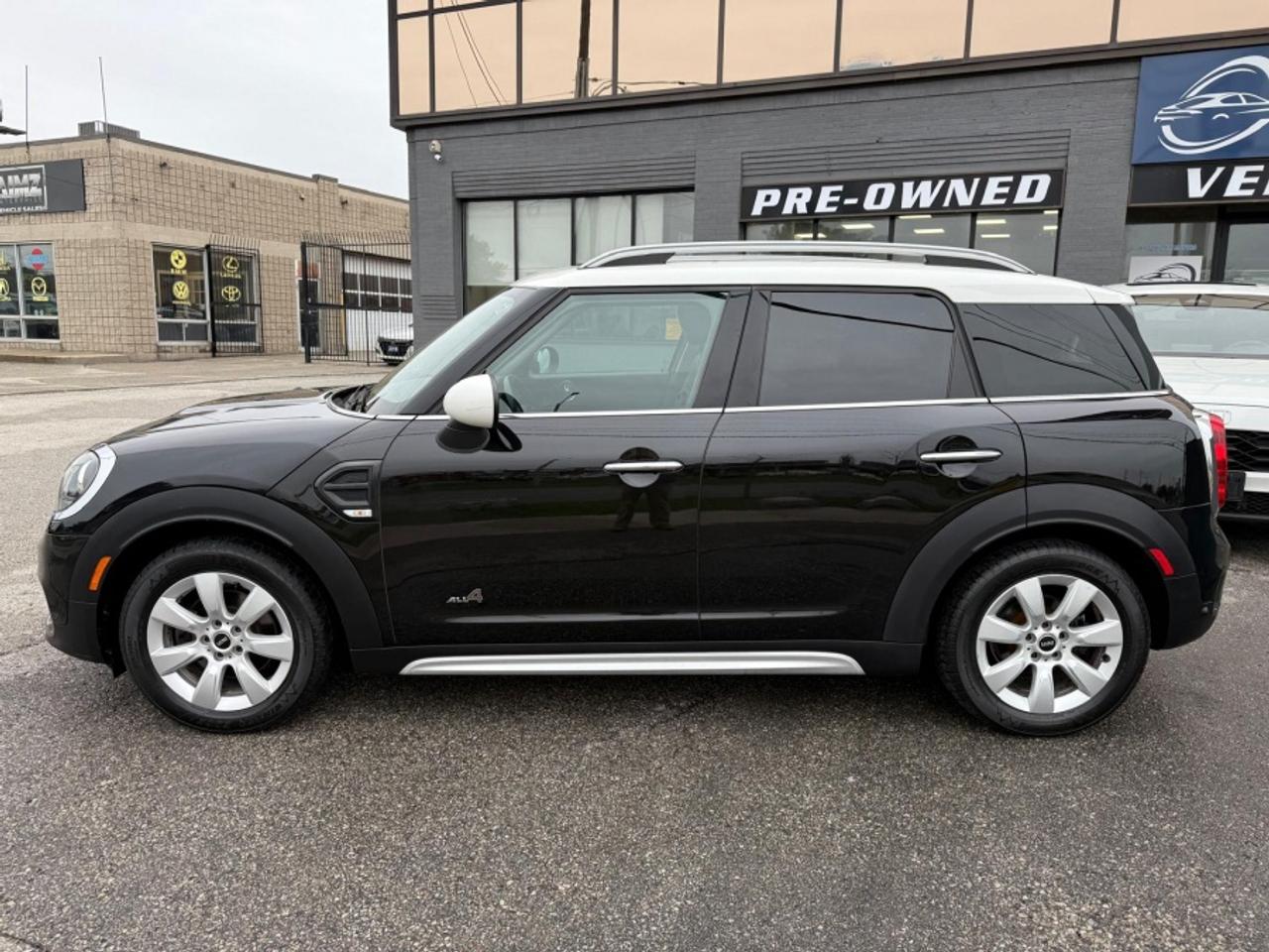 2019 MINI Cooper Countryman COOPER ALL4/ LEATHER/ REAR CAMERA/ SUNROOF Photo