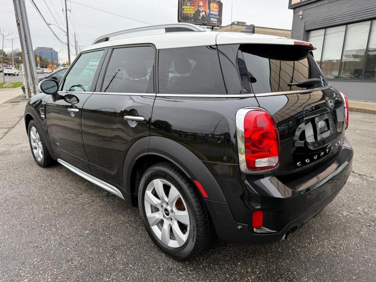 2019 MINI Cooper Countryman COOPER ALL4/ LEATHER/ REAR CAMERA/ SUNROOF Photo