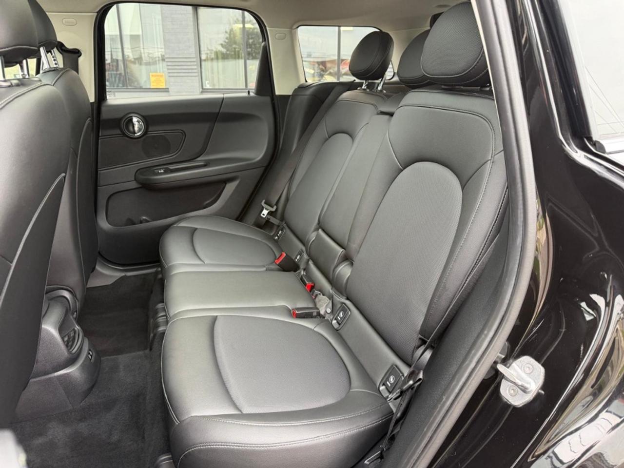 2019 MINI Cooper Countryman COOPER ALL4/ LEATHER/ REAR CAMERA/ SUNROOF - Photo #22