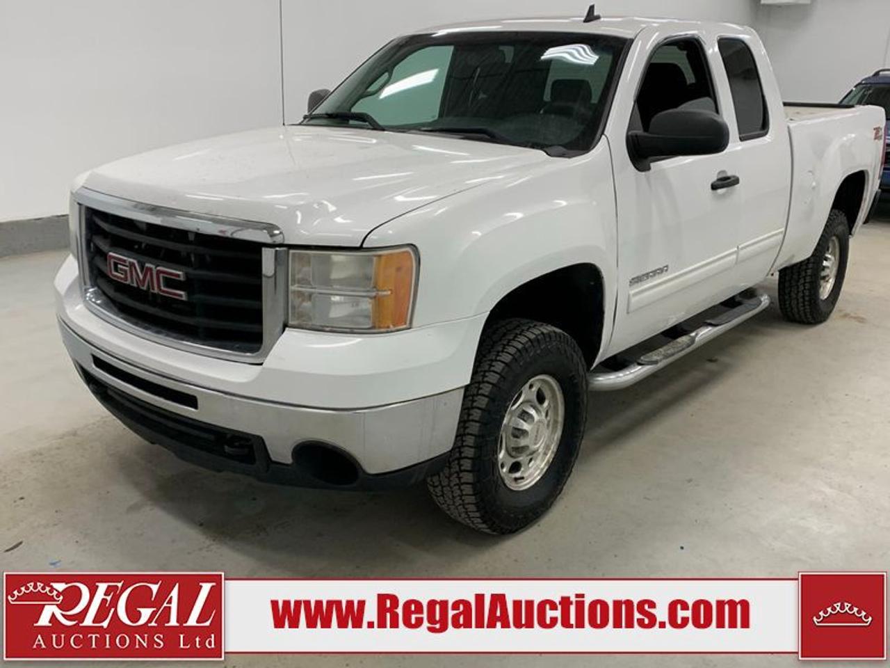 OFFERS WILL NOT BE ACCEPTED BY EMAIL OR PHONE - THIS VEHICLE WILL GO ON TIMED ONLINE AUCTION on Tuesday April 21.<br><br/>VEHICLE DESCRIPTION <br/>Stock #: 29121 <br/>Lot #: 506 <br/>Reserve Price: $9,000 <br/>CarProof Report: Available at www.RegalAuctions.com <br/><br/>IMPORTANT DECLARATION <br/>Active Status: This vehicles title is listed as Active Status. <br/> Live Online Bidding: This vehicle will be available for bidding over the internet, visit www.RegalAuctions.com to register. <br/> <br/>The simple solution to selling your car or truck. Bring your clean vehicle in with your Drivers License and current Registration and well put it on the auction block at our next sale.<br/><br/>www.RegalAuctions.com