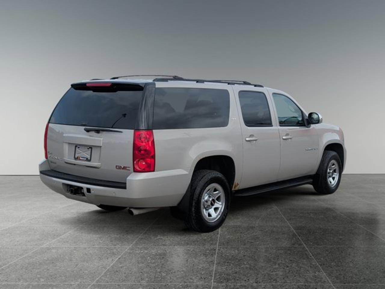 2009 GMC Yukon XL  - Photo #5