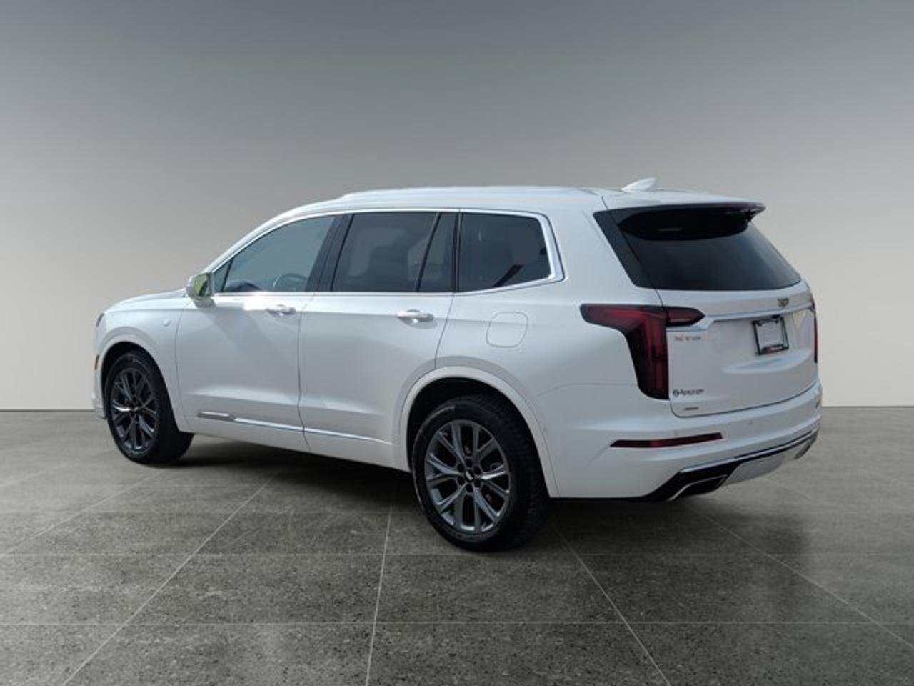 2020 Cadillac XT6 Premium Luxury - Photo #3