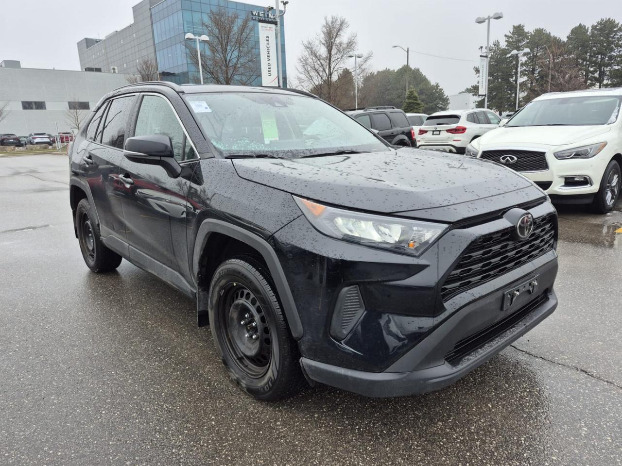 2021 Toyota RAV4 LE AWD Photo