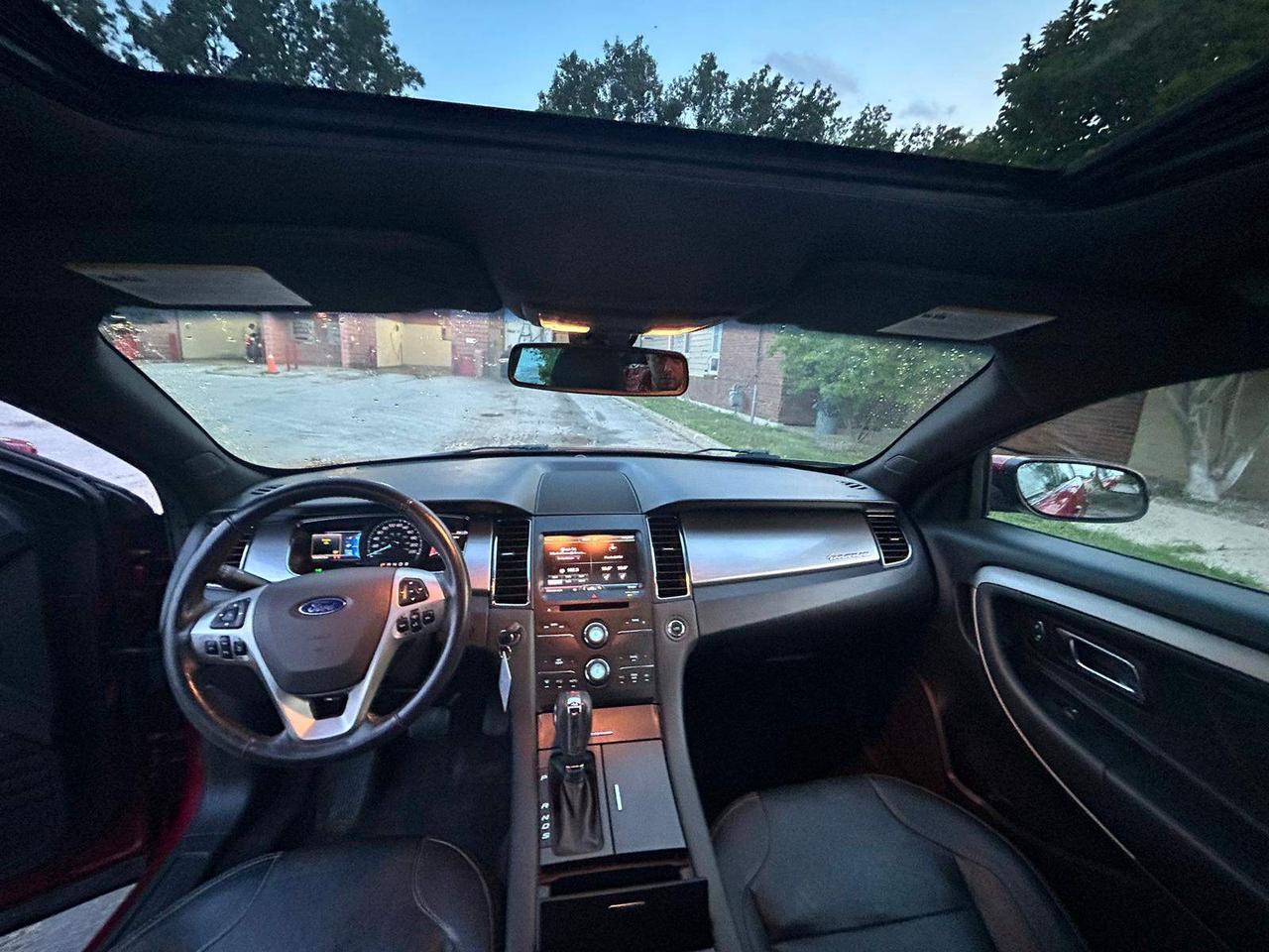2013 Ford Taurus 4DR SDN SEL FWD Photo