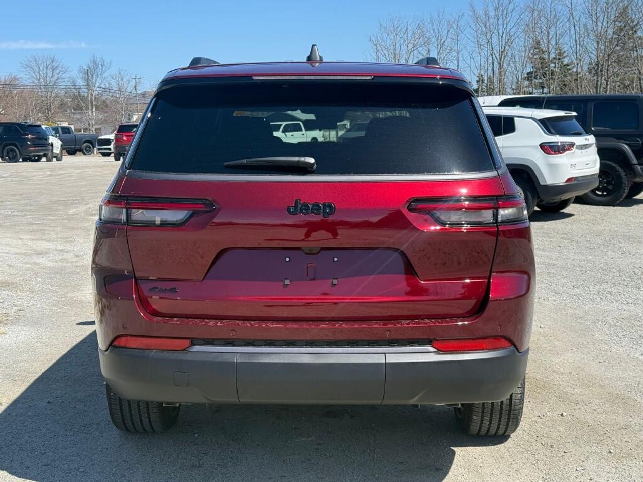 2026 Jeep Grand Cherokee L ALTITUDE Photo