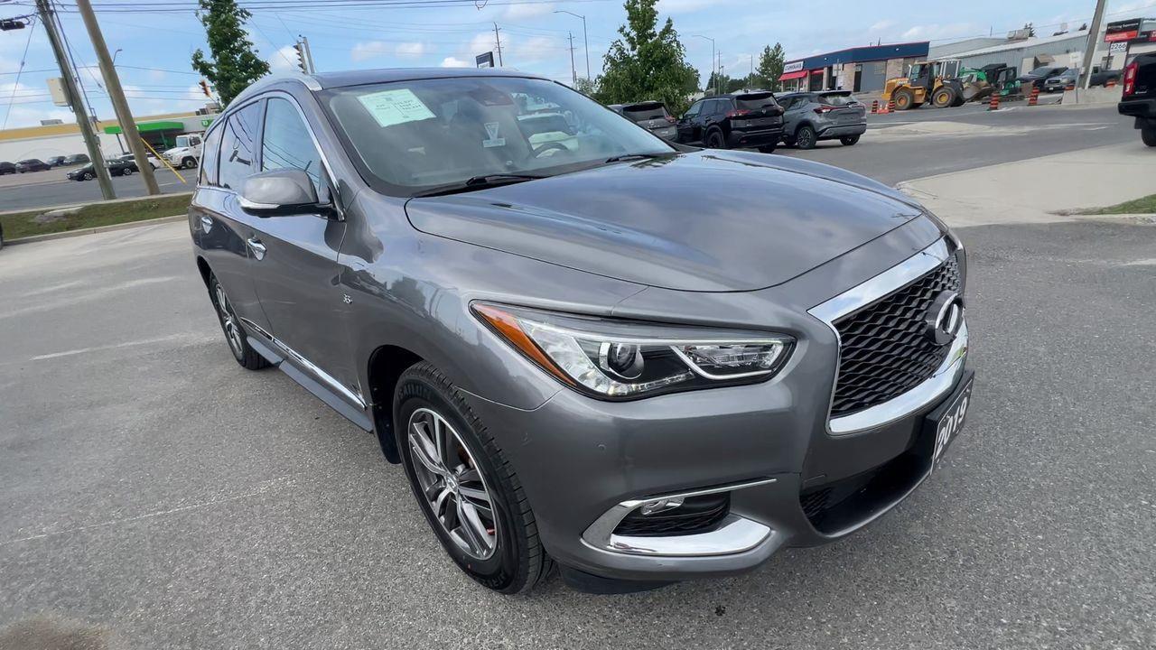 2019 Infiniti QX60 Pure AWD, 7 PASSENGER, MOONROOF, HEATED LEATHER SEATS, NAV, CRUISE CONTROL, POWER LIFTGATE, BACK UP CAM!! Photo