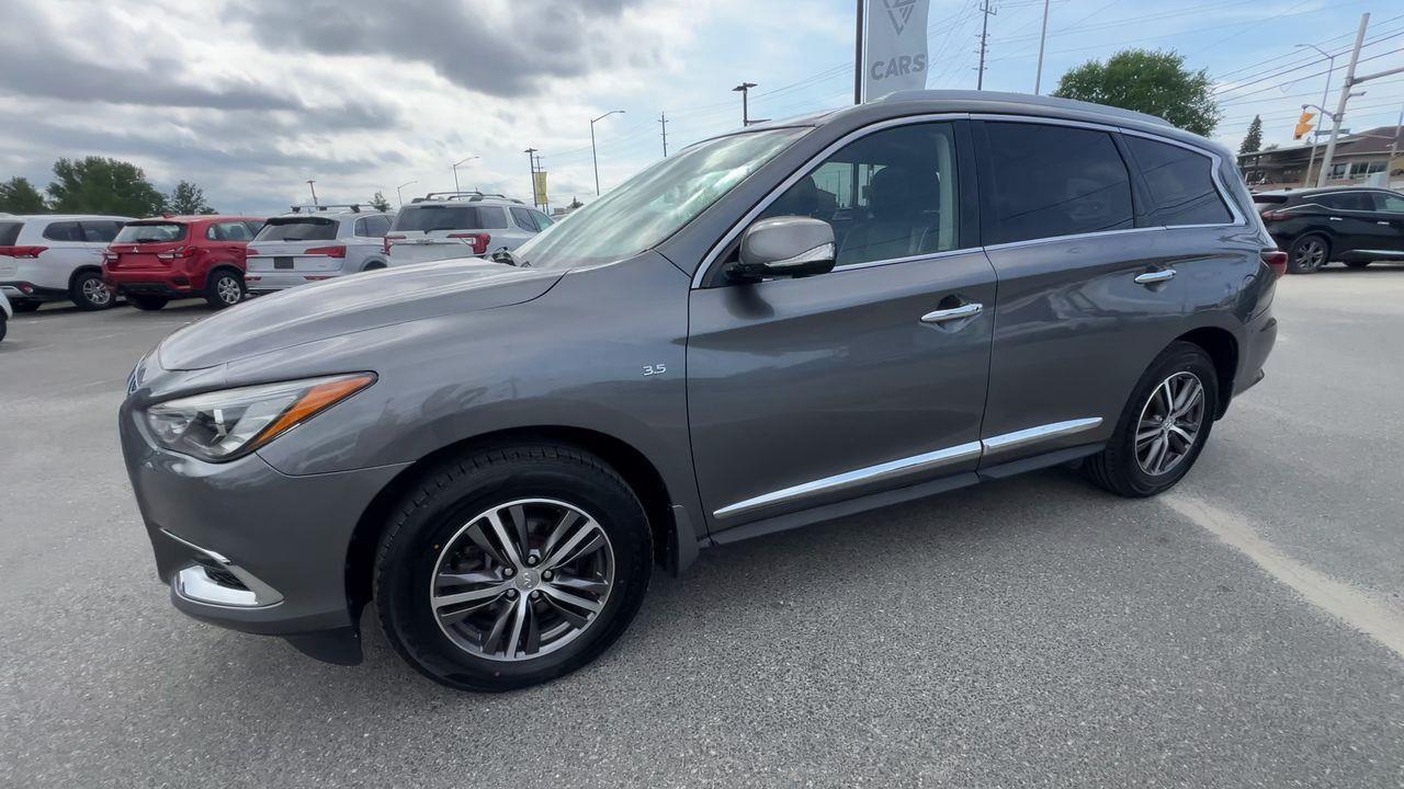 2019 Infiniti QX60 Pure AWD, 7 PASSENGER, MOONROOF, HEATED LEATHER SEATS, NAV, CRUISE CONTROL, POWER LIFTGATE, BACK UP CAM!! Photo3