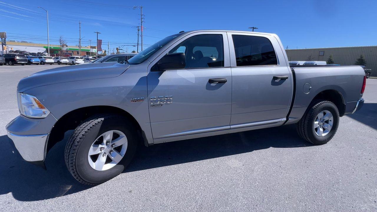 2023 RAM 1500 Classic SLT PREVIOUS DAILY RENTAL, 4X4, CRUISE CONTROL, BACK UP CAM, SIRIUS XM!! Photo