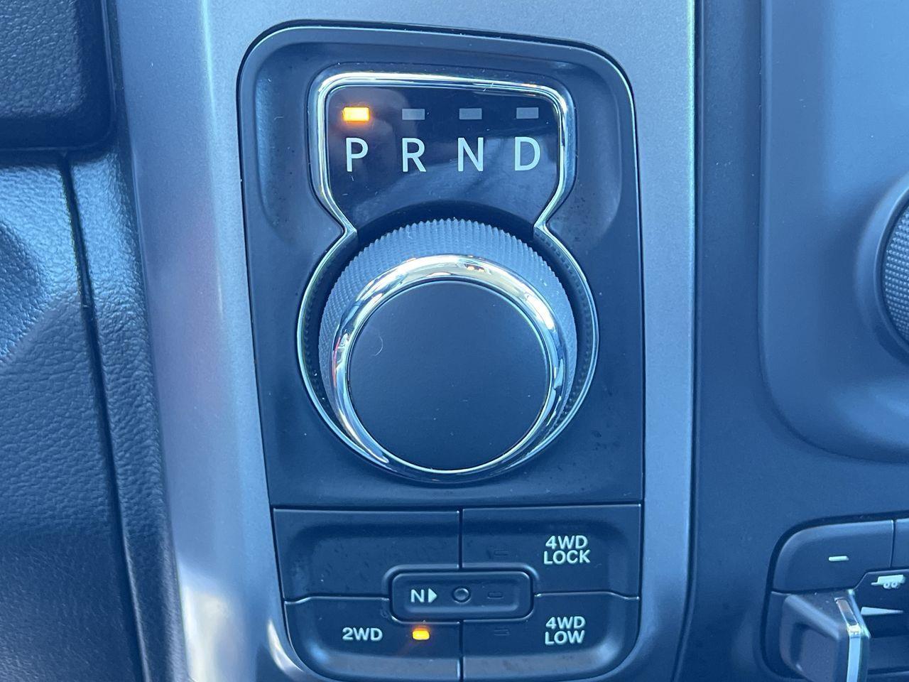 2023 RAM 1500 Classic SLT PREVIOUS DAILY RENTAL, 4X4, CRUISE CONTROL, BACK UP CAM, SIRIUS XM!! Photo
