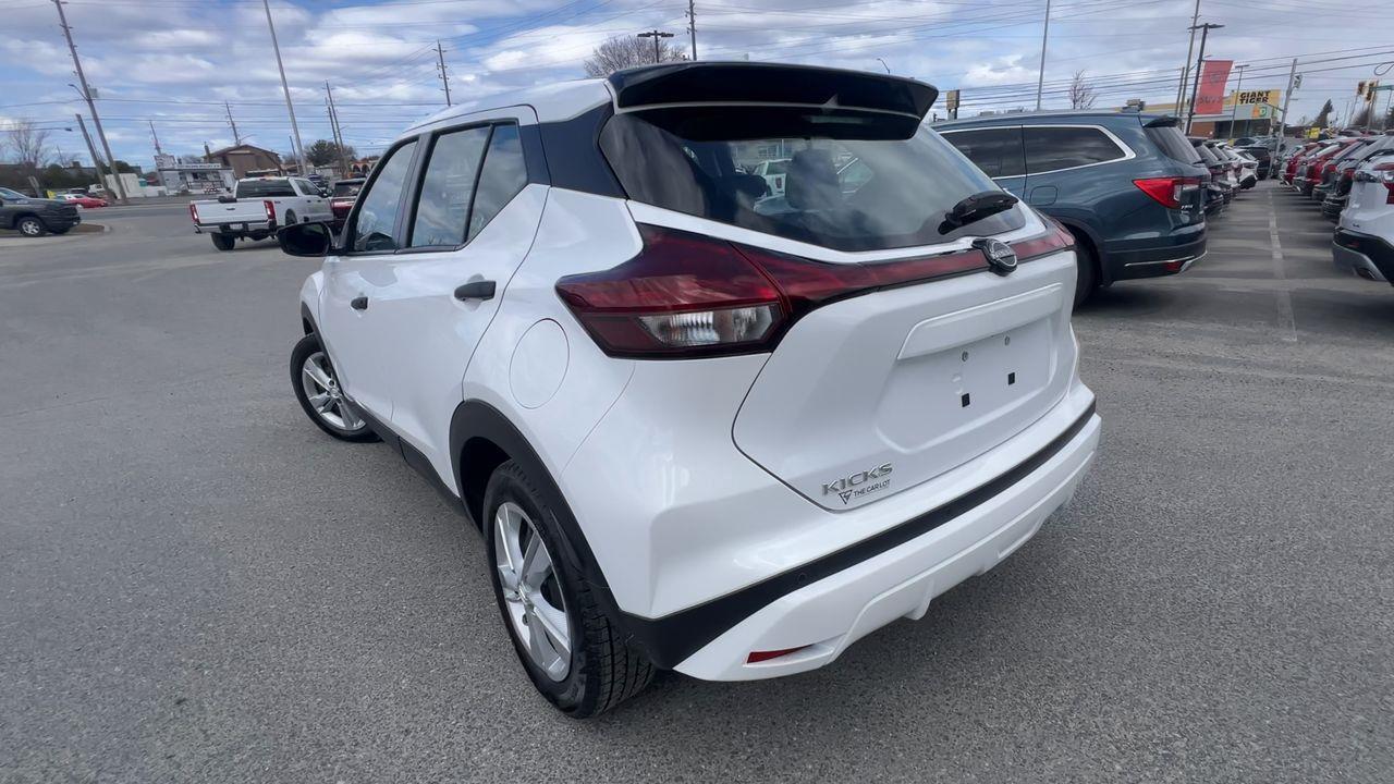 2024 Nissan Kicks CRUISE CONTROL, BACK UP CAMERA, REAR MIRRORS DEFROST!! Photo