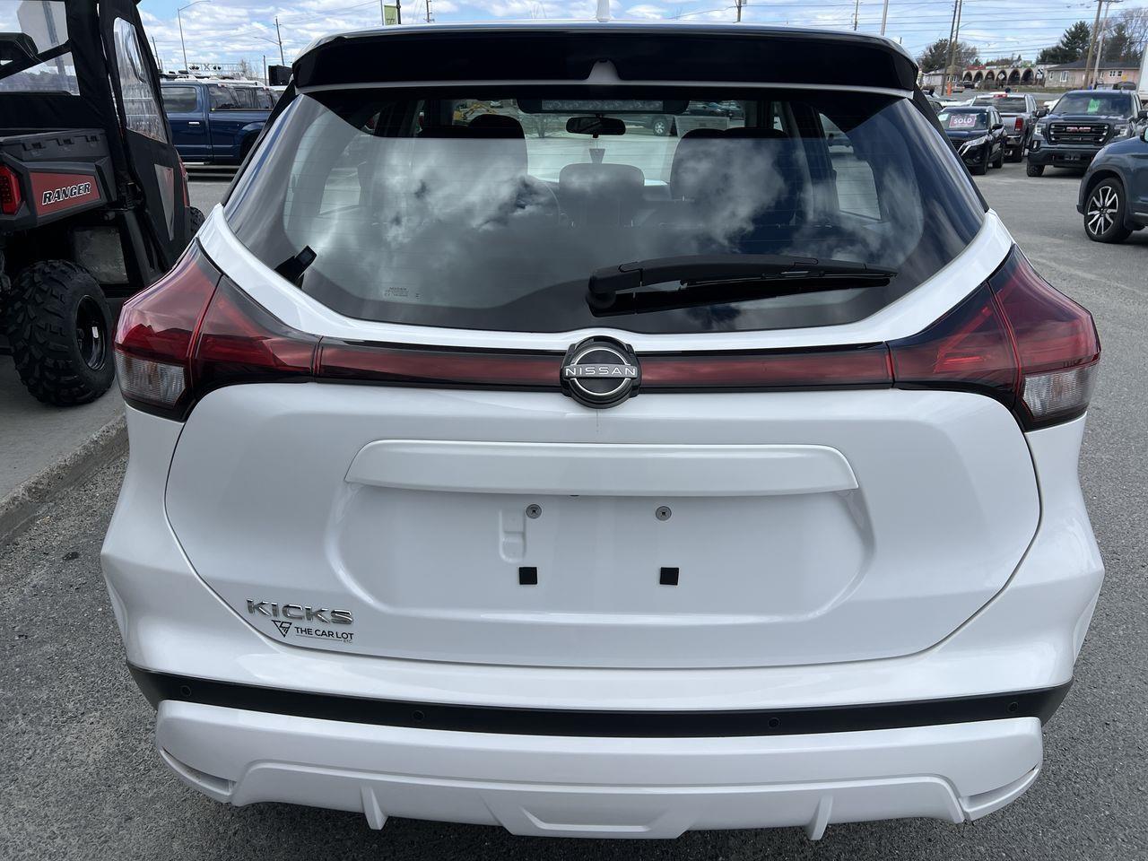 2024 Nissan Kicks CRUISE CONTROL, BACK UP CAMERA, REAR MIRRORS DEFROST!! Photo