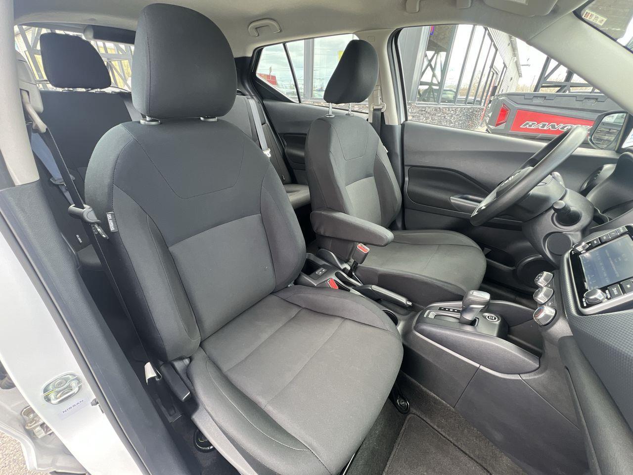 2024 Nissan Kicks CRUISE CONTROL, BACK UP CAMERA, REAR MIRRORS DEFROST!! Photo