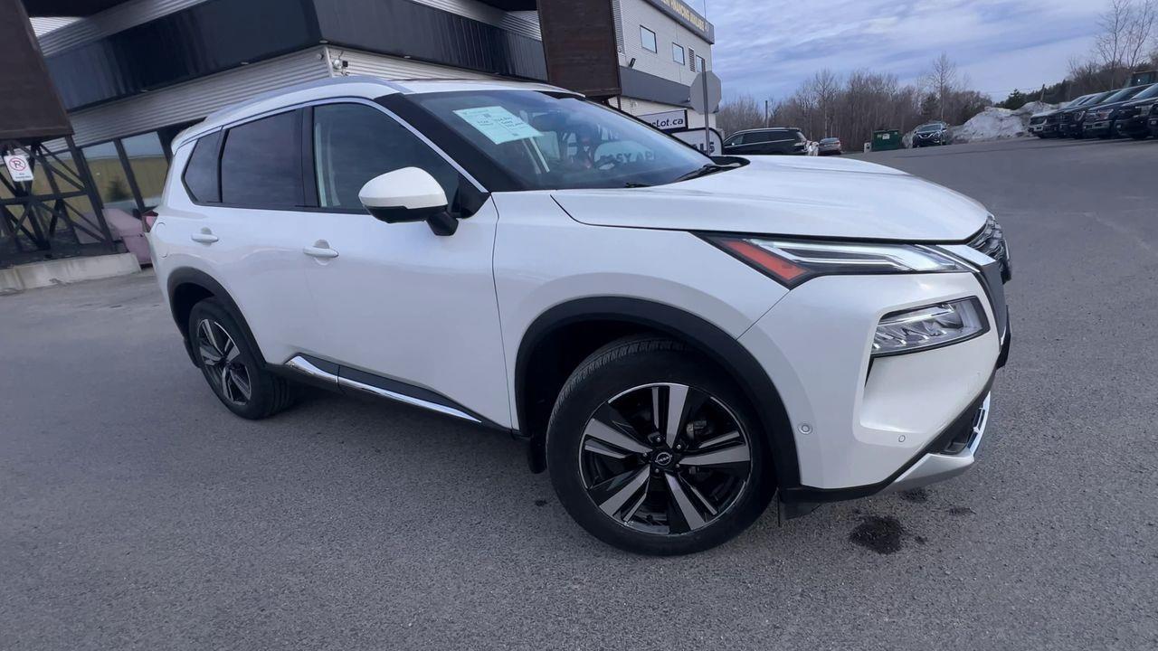 2023 Nissan Rogue Platinum AWD, MOONROOF, HEATED LEATHER SEATS, POWER LIFTGATE, CRUISE CONTROL, BACK UP CAM, NAV, SIRIUS XM!! Photo