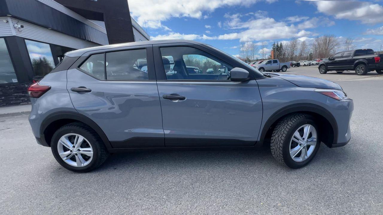 2024 Nissan Kicks CRUISE CONTROL, BACK UP CAMERA, REAR MIRRORS DEFROST!! Photo