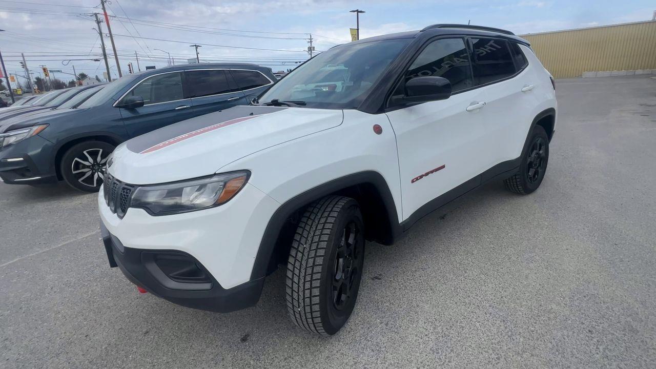 2024 Jeep Compass Trailhawk PREVIOUS DAILY RENTAL, 4X4, MOONROOF, HEATED SEATS, NAV, SIRIUS XM, CRUISE CONTROL, REMOTE START, PO Photo3