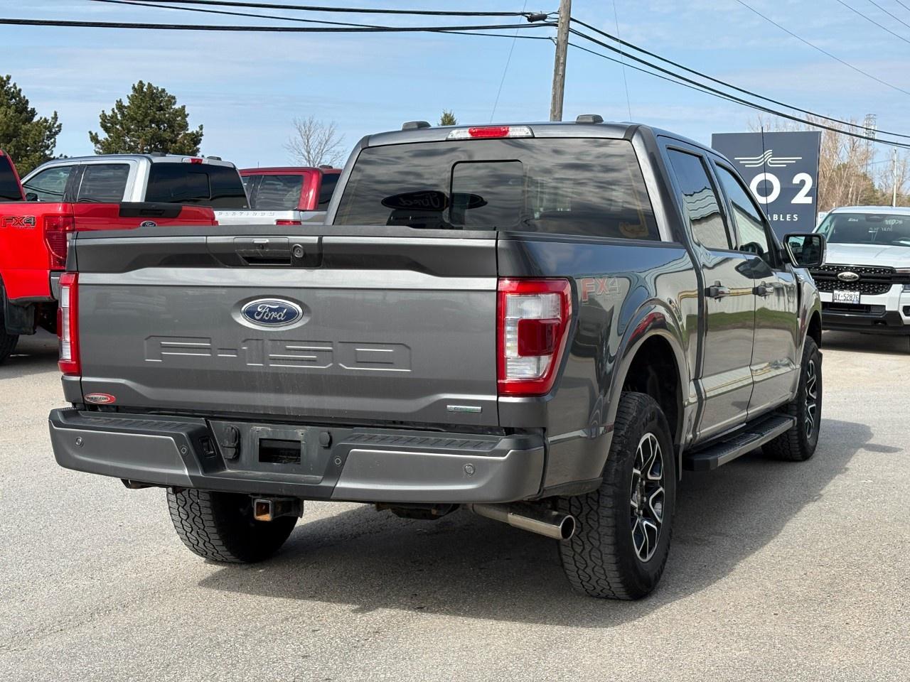 2022 Ford F-150 Lariat 4WD SuperCrew 5.5' Box Photo
