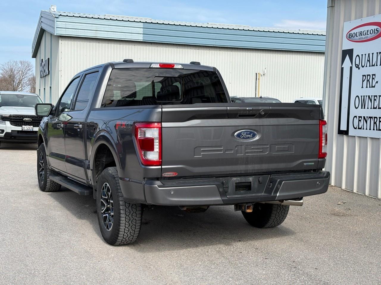 2022 Ford F-150 Lariat 4WD SuperCrew 5.5' Box Photo