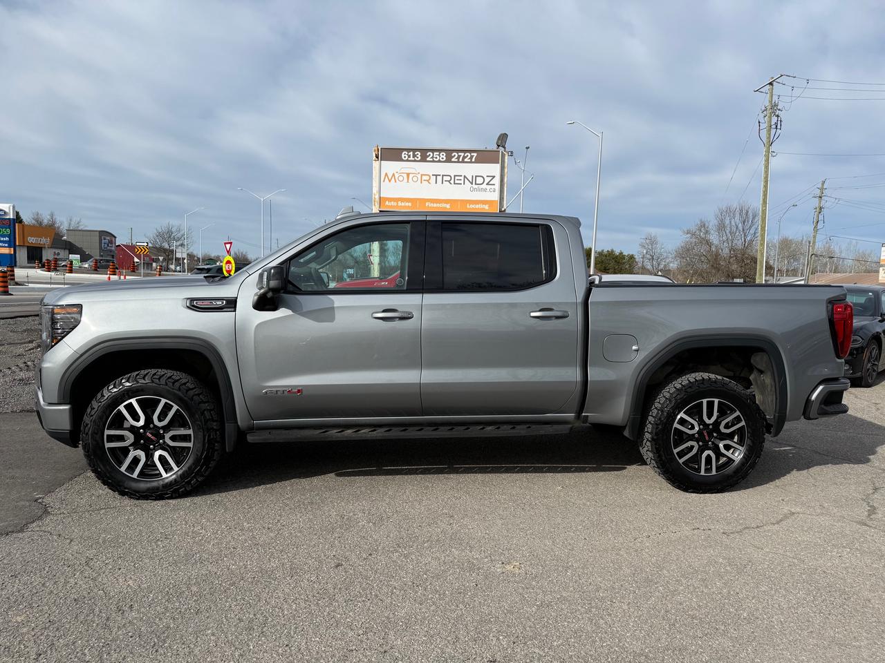 2024 GMC Sierra 1500 AT4 Sunroof! Leather! HUD ! Loaded! Photo