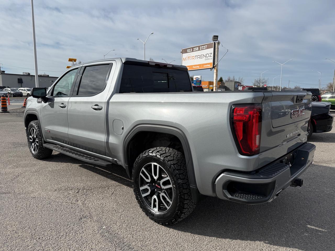 2024 GMC Sierra 1500 AT4 Sunroof! Leather! HUD ! Loaded! Photo