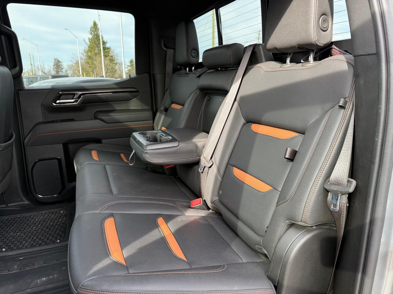2024 GMC Sierra 1500 AT4 Sunroof! Leather! HUD ! Loaded! Photo