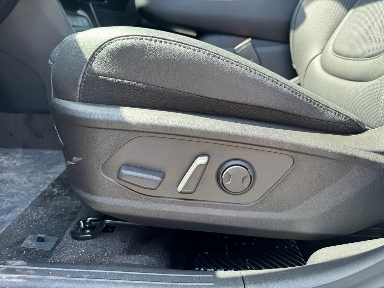 2026 Hyundai Tucson Hybrid Ultimate AWD Photo
