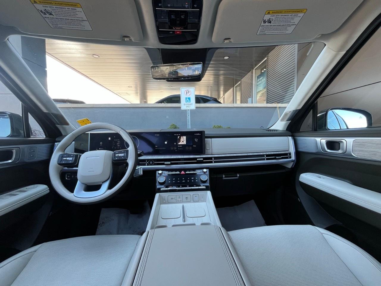 2024 Hyundai Santa Fe Ultimate Calligraphy AWD w/Beige Interior Photo