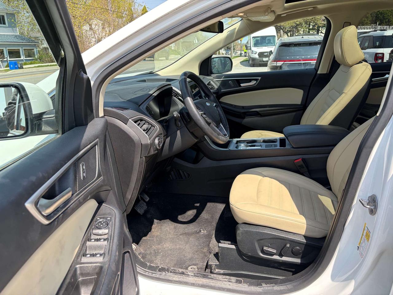 2022 Ford Edge SEL AWD Photo