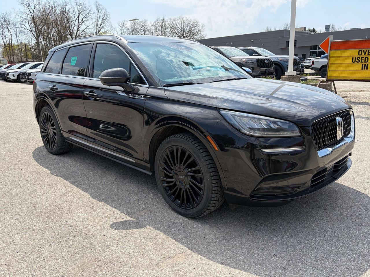 2022 Lincoln Corsair Reserve AWD Photo2