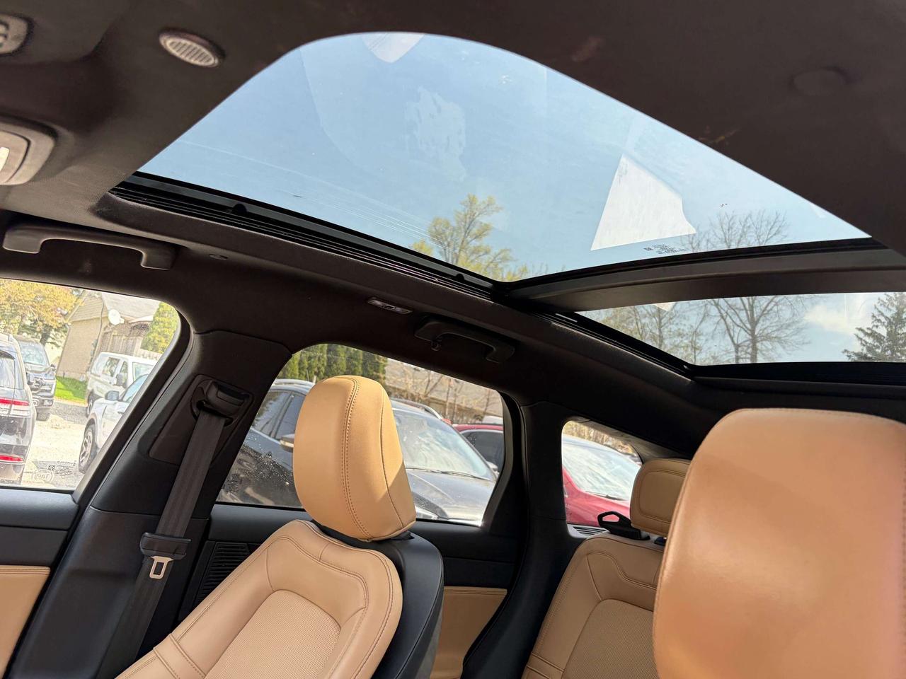 2022 Lincoln Corsair Reserve AWD Photo