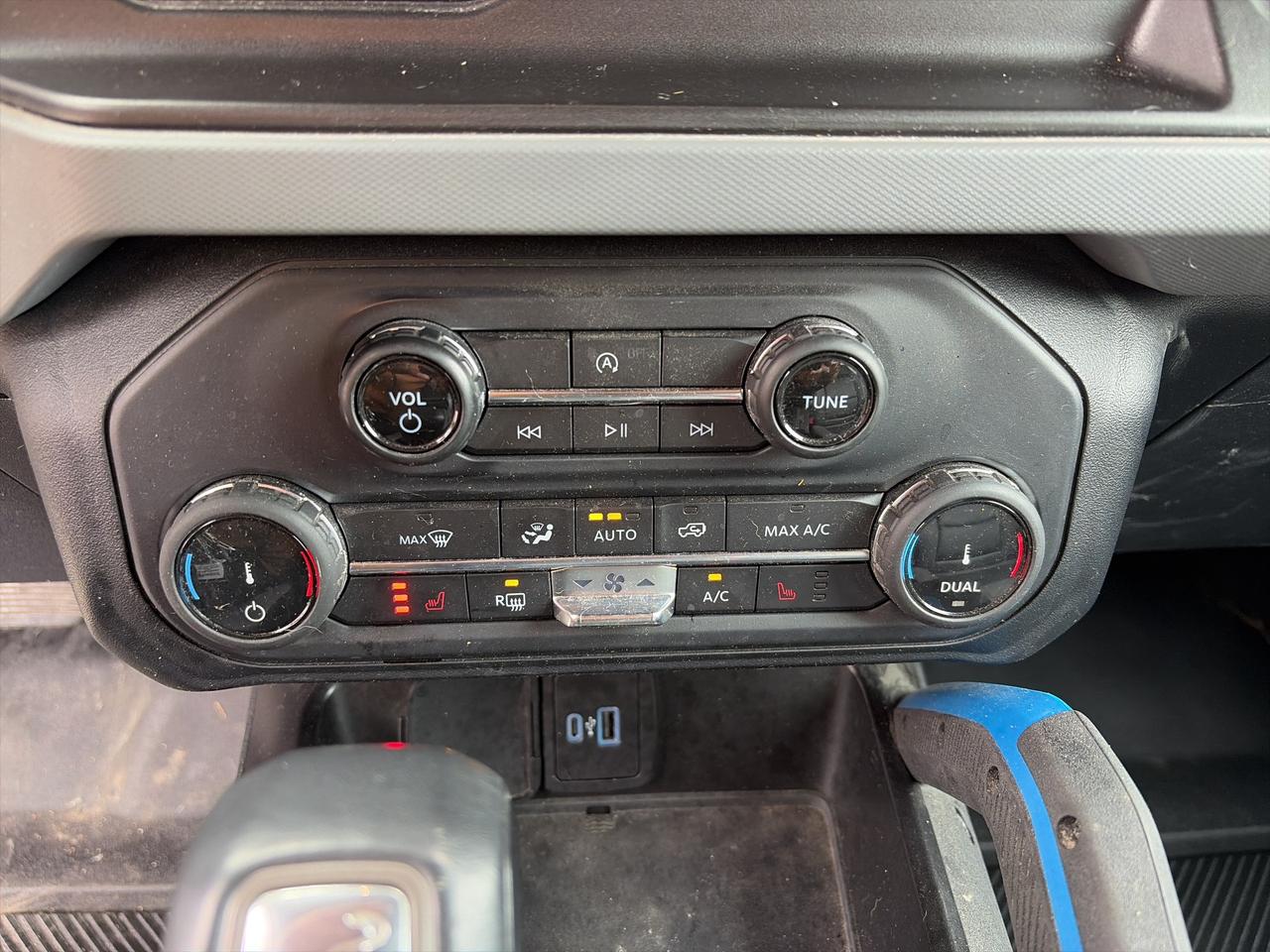 13929477