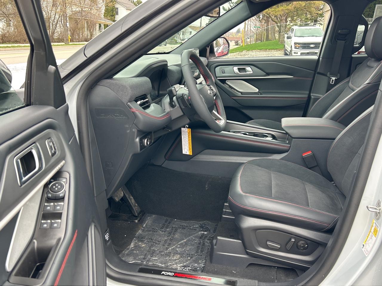 2026 Ford Explorer ST 4WD 400A Photo