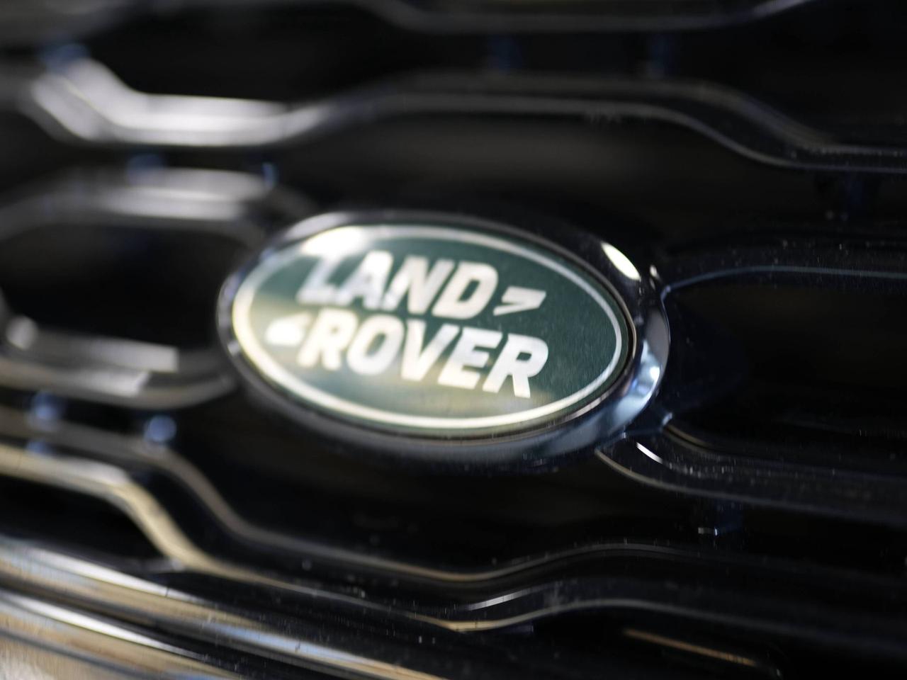 2019 Land Rover Range Rover Sport SVR | PANO | MERIDIAN | 22 IN Photo