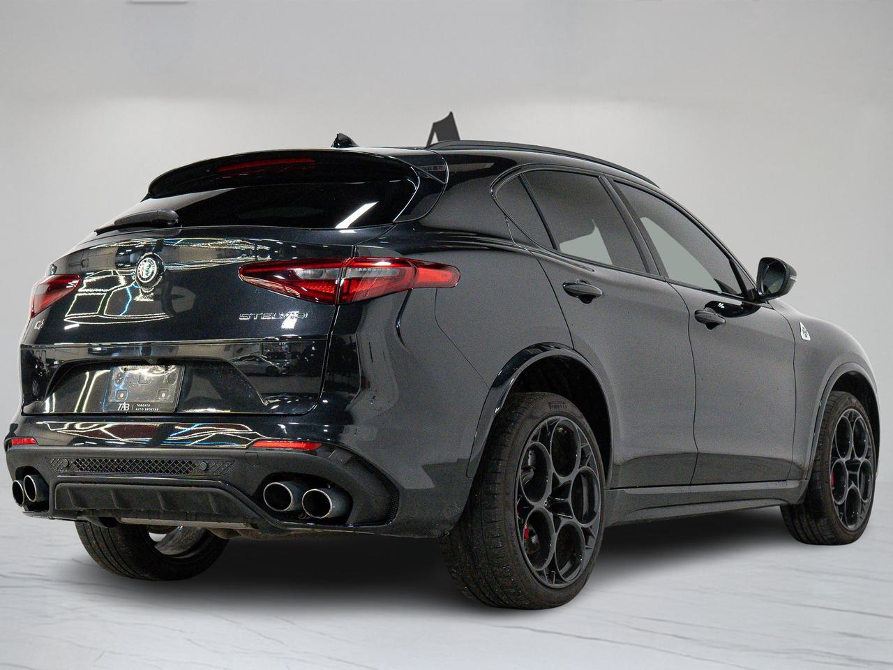 2022 Alfa Romeo Stelvio QUADRIFOGLIO | HARMAN KARDON | CARBON FIBER Photo3