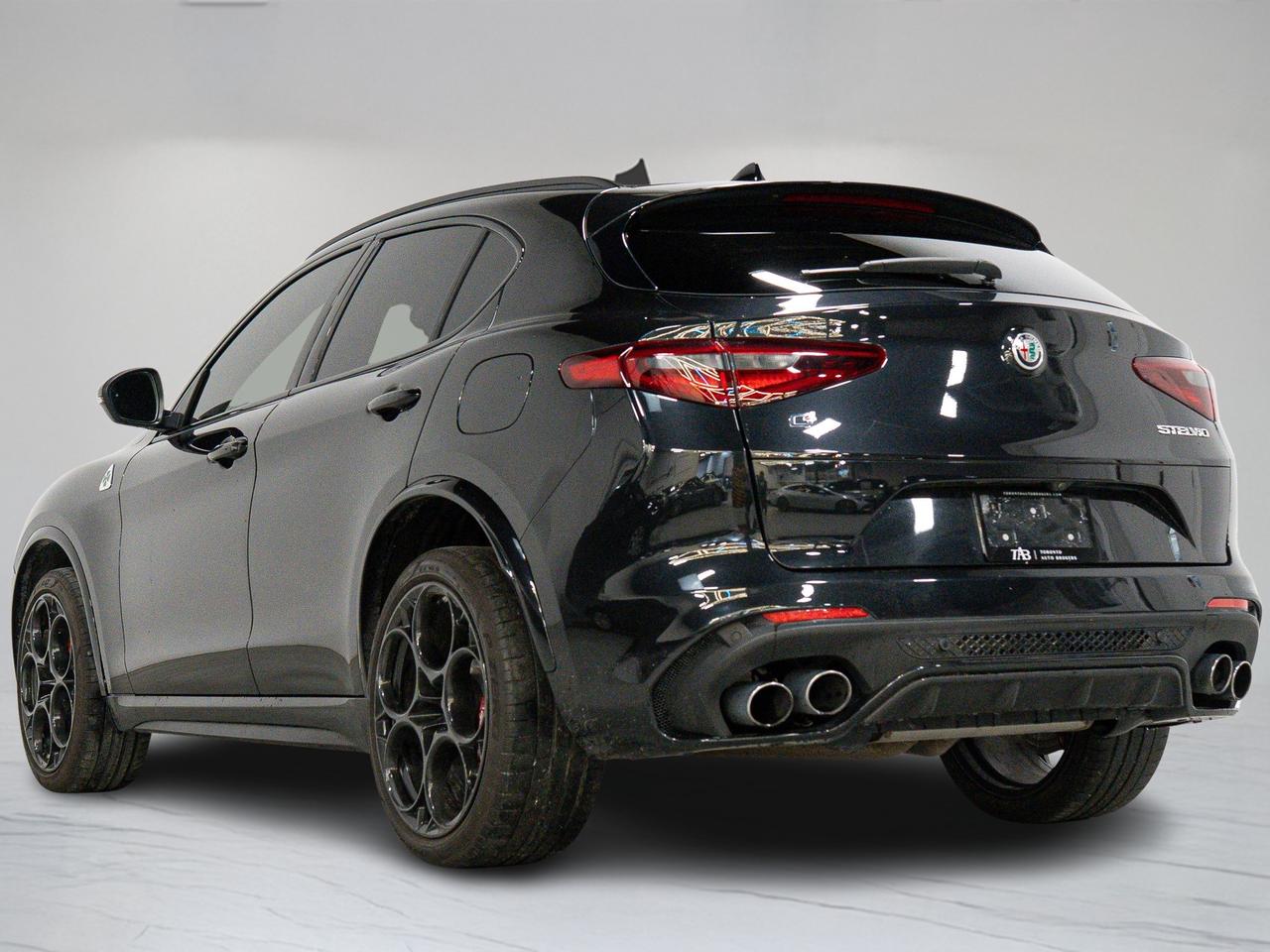 2022 Alfa Romeo Stelvio QUADRIFOGLIO | HARMAN KARDON | CARBON FIBER Photo