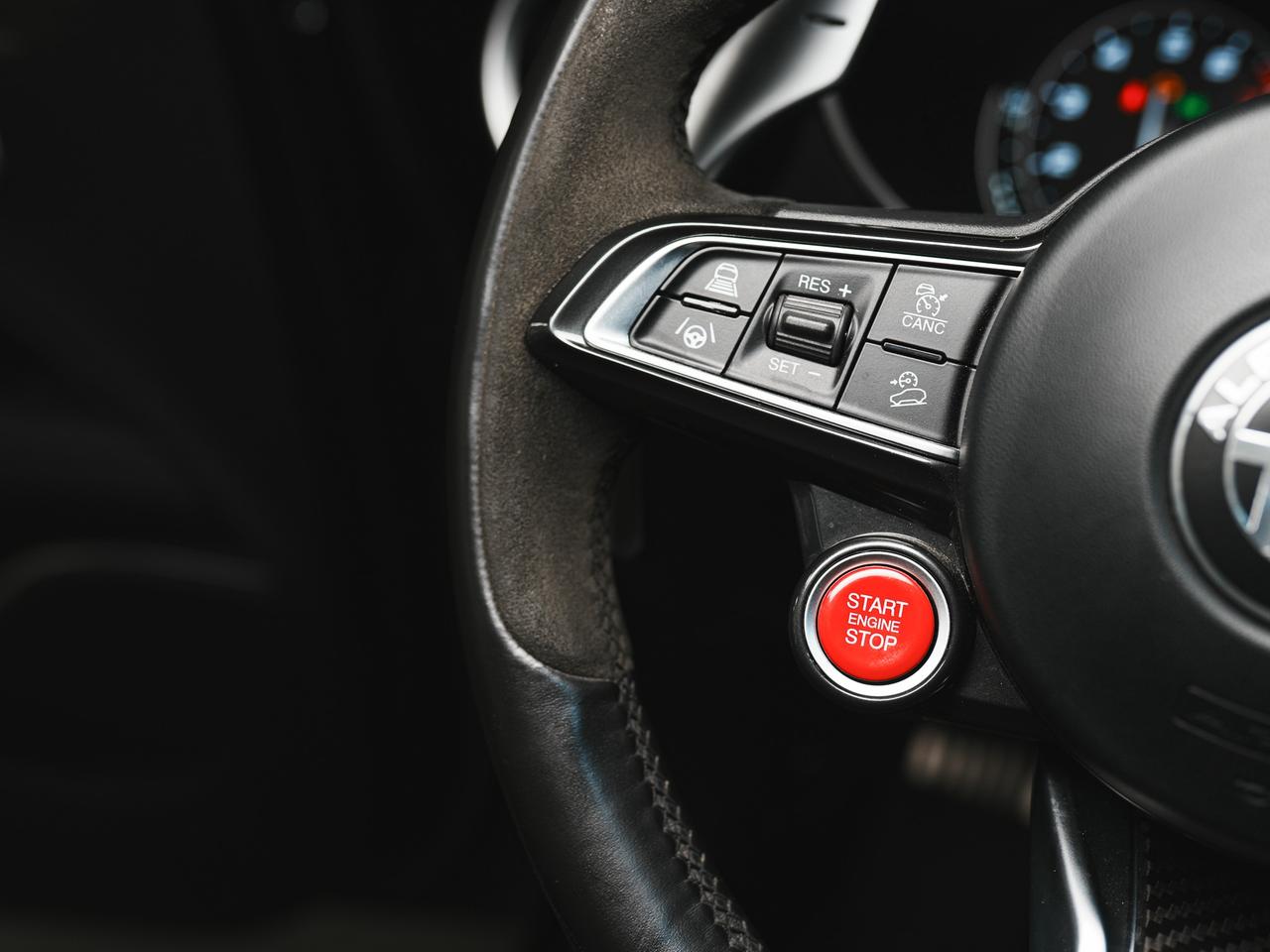 2022 Alfa Romeo Stelvio QUADRIFOGLIO | HARMAN KARDON | CARBON FIBER Photo
