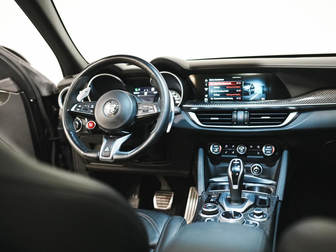 2022 Alfa Romeo Stelvio QUADRIFOGLIO | HARMAN KARDON | CARBON FIBER Photo