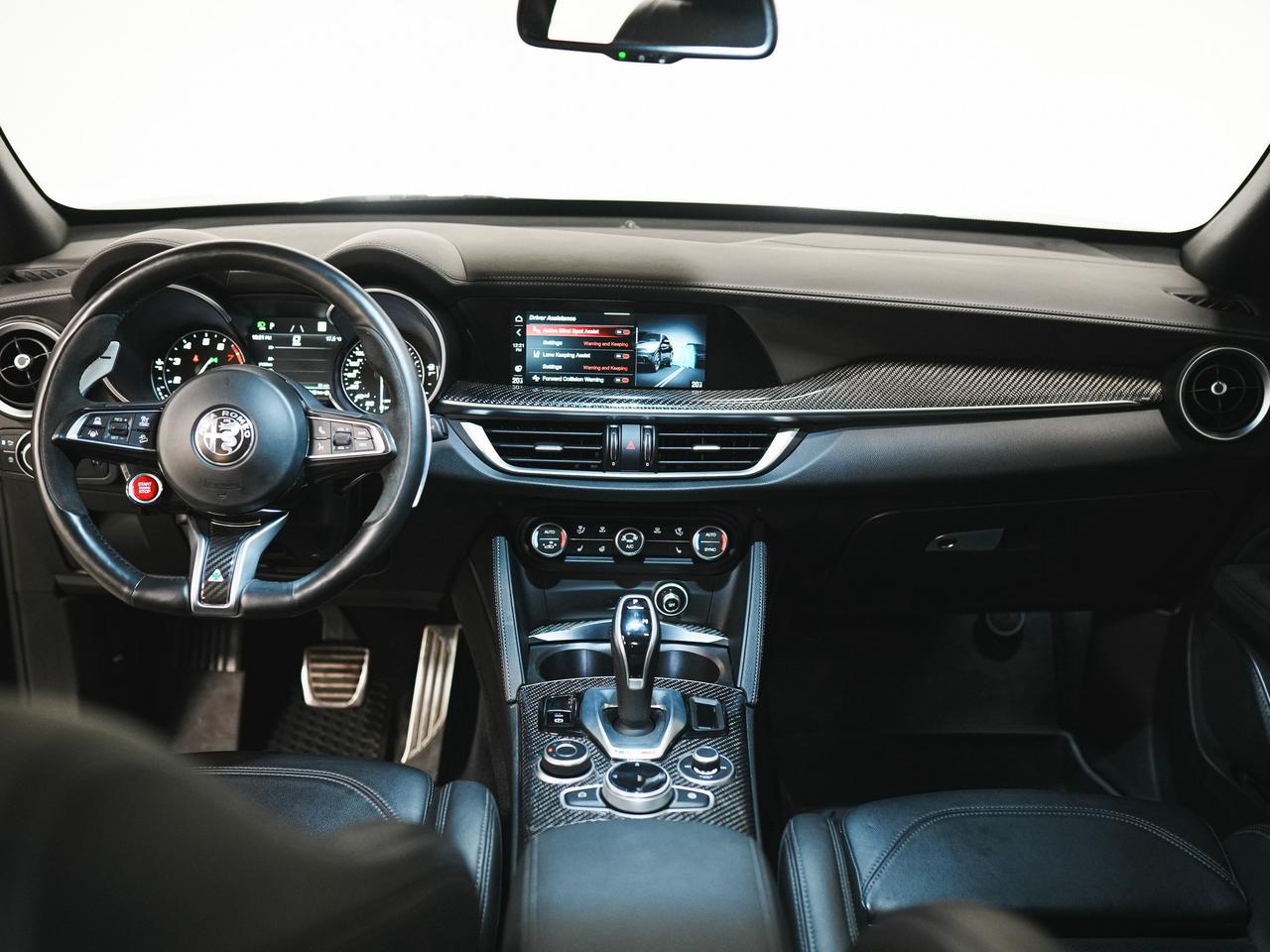 2022 Alfa Romeo Stelvio QUADRIFOGLIO | HARMAN KARDON | CARBON FIBER Photo