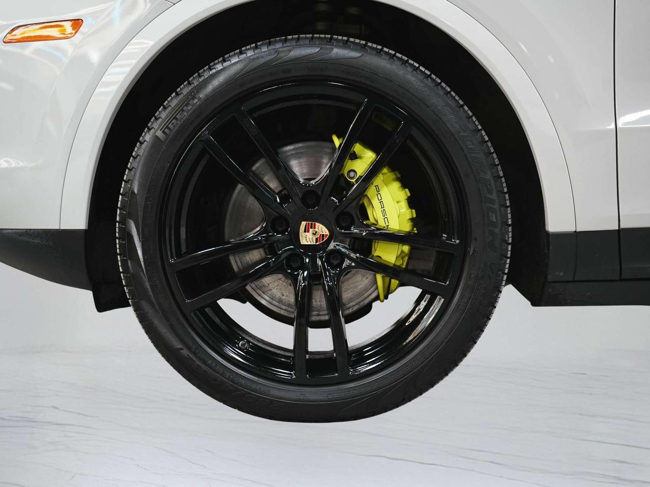 2022 Porsche Cayenne E-HYBRID | COUPE | PREMIUM PLUS | ASSIST | 21 IN Photo