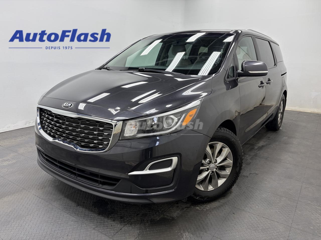 +Bluetooth 
+Cam&eacute;ra de recul / Backup camera 
+Commandes de radio au volant / Steering wheel audio controls 
+R&eacute;gulateur de vitesse  / Cruise control 
+Si&egrave;ges chauffants / Heated seats  
+Syst&egrave;me dassistance stationnement / Park assist system 
+Volant chauffant / Heated Steering wheel 	
+Un seul propri&eacute;taire / One owner
+Aucun Accident /  No accidents
+V&eacute;rifi&eacute; par Carfax / Carfax verified
+Historique dentretien / Maintenance history
+Protection m&eacute;canique disponible / Mechanical protection available

Visitez notre page Google pour voir tous les commentaires positifs que nos clients nous laissent.
 
Financement rapide et facile, 1ere, 2e et 3e chances au cr&eacute;dit, approbation en 30 minutes, taux dacceptation tr&egrave;s &eacute;lev&eacute;. 

Essayez notre demande de cr&eacute;dit s&eacute;curis&eacute; en ligne, sans obligation! 

Nous sommes les sp&eacute;cialistes des autos, fourgonnettes, VUS, 4x4, et les camions l&eacute;gers jusqu&agrave; une tonne. 

*Seulement le nettoyage de base du v&eacute;hicule, fait par un sous-traitant, est inclus. Pour un perfectionnement de lesth&eacute;tique int&eacute;rieur/ext&eacute;rieur, dont une d&eacute;contamination de la peinture, des retouches de peinture, faites par nos experts en esth&eacute;tique, une somme de 249$ sera ajout&eacute;e &agrave; votre facture. Aussi disponible, loption dimmatriculer la voiture sur place, qui vous permet d&eacute;pargner du temps et le co&ucirc;t de 25$ du transit temporaire.

*************

Since 1975 AutoFlash has offered the best price-quality and excellent service. 

Visit our Google page to read all the nice things our clients have to say about us.

We have financing for all credit situations. 1st 2nd 3rd chance credit with an excellent approval rate!

Try our secured online credit application any time, with no obligation! 

We specialize in all brands, makes and models. Whether you need a car, truck, SUV or minivan, we can help you.

And if we dont have it, well find it for you!

*Only the basic cleaning of the vehicle, done by a subcontractor, is included in the advertised price. For a complete interior/exterior detailing, done by our esthetic specialists, which includes a complete paint decontamination and paint touch-ups if needed, an amount of 249$ will be added to your invoice. Also available, in-house licensing, which allows you to save the $25 for a temporary Transit.