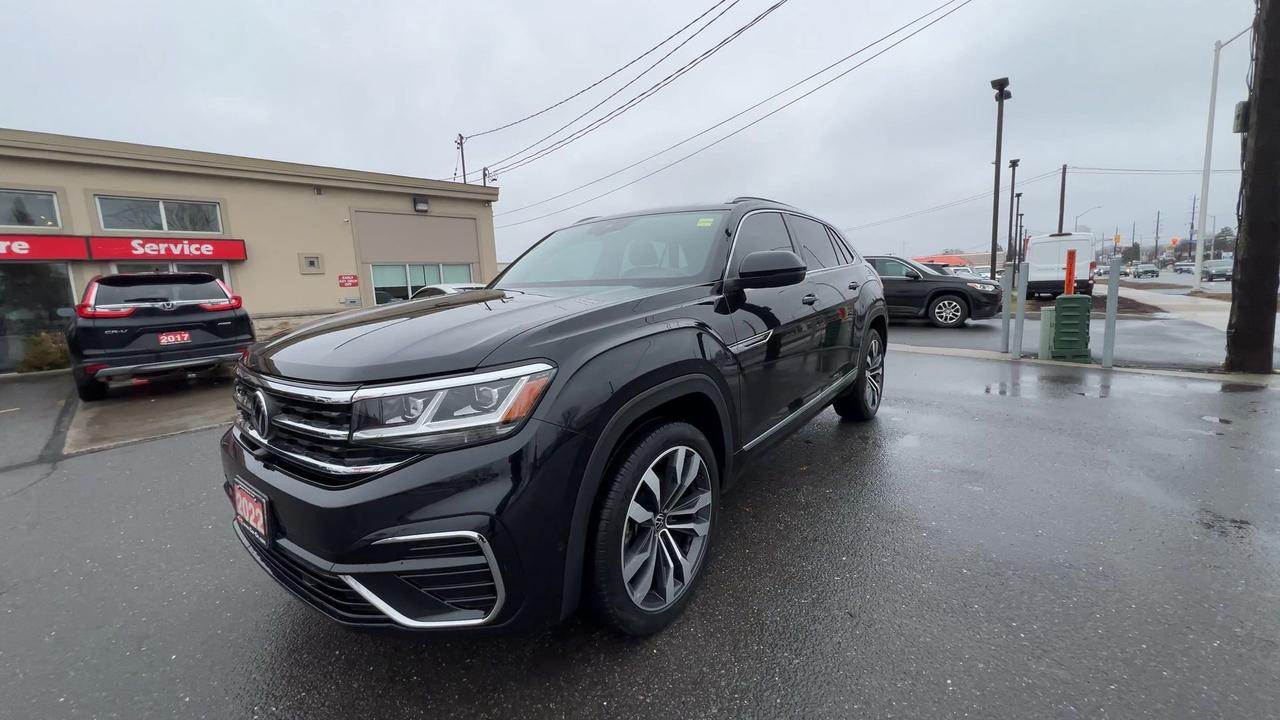 2022 Volkswagen Atlas Cross Sport EXCELINE RLINE AWD | HTD LEATHER | PANO ROOF | NAV Photo