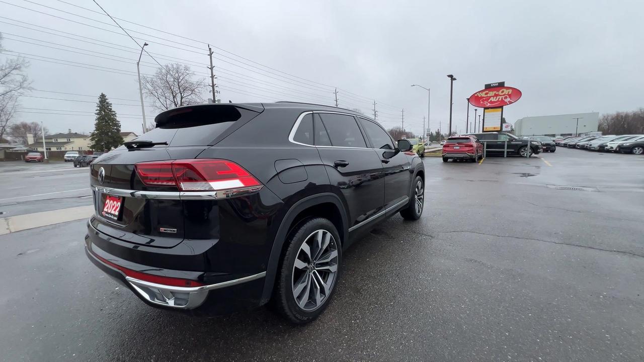 2022 Volkswagen Atlas Cross Sport EXCELINE RLINE AWD | HTD LEATHER | PANO ROOF | NAV Photo