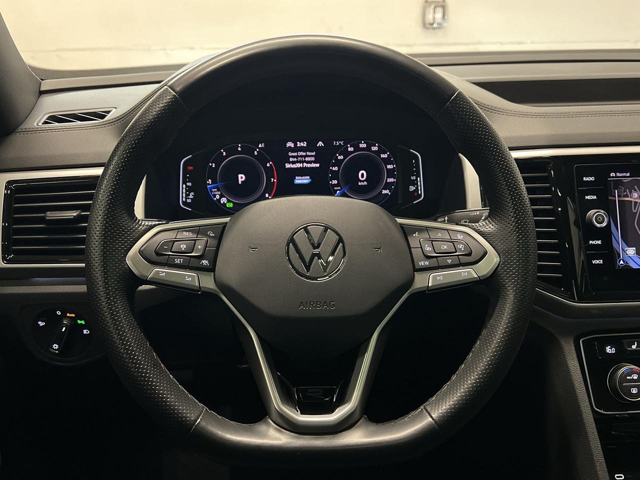 2022 Volkswagen Atlas Cross Sport EXCELINE RLINE AWD | HTD LEATHER | PANO ROOF | NAV Photo