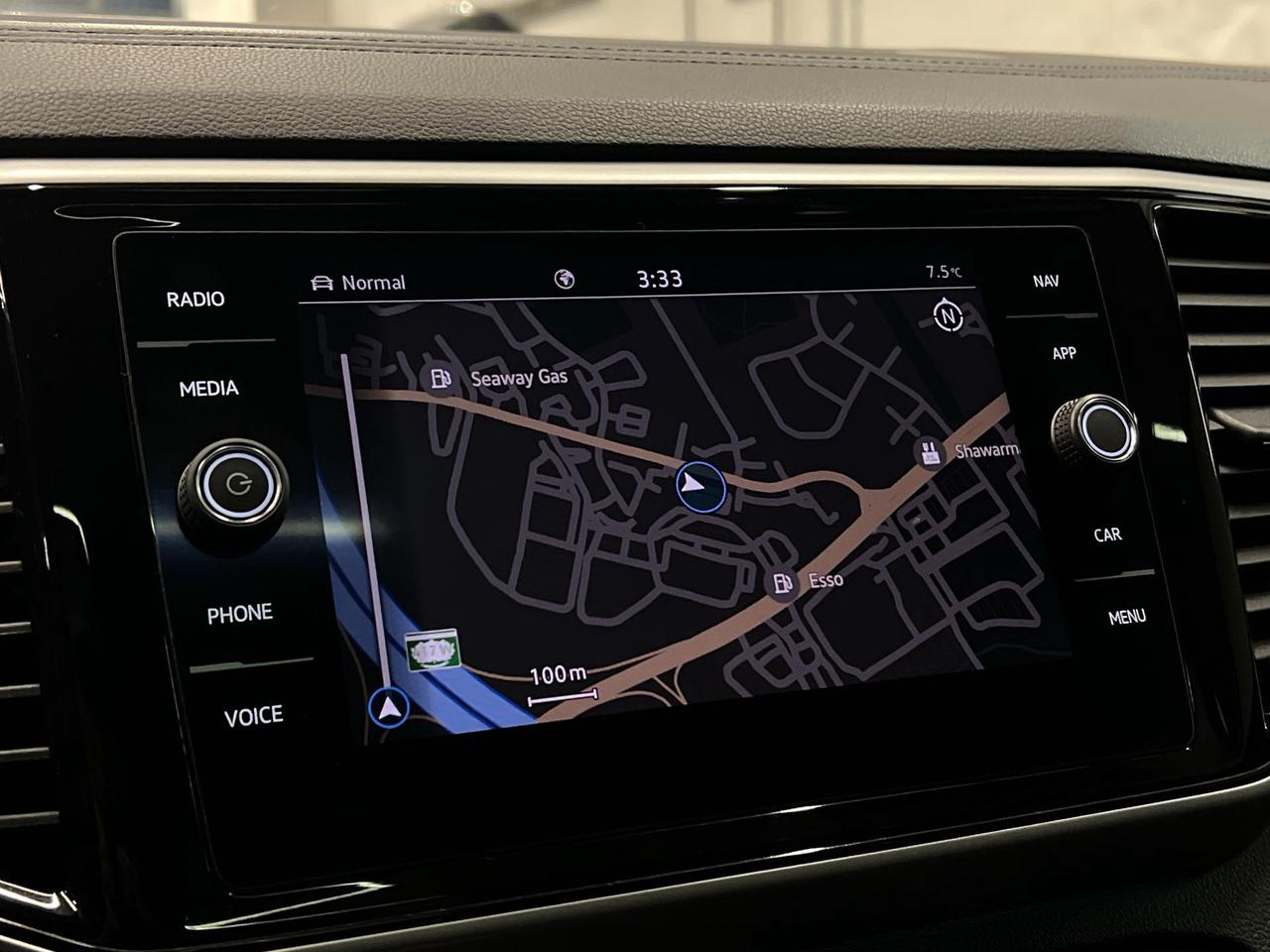 2022 Volkswagen Atlas Cross Sport EXCELINE RLINE AWD | HTD LEATHER | PANO ROOF | NAV Photo